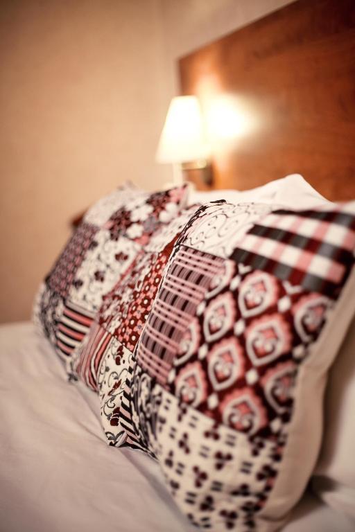 Au Feu De Bois Hotel Amou Room photo